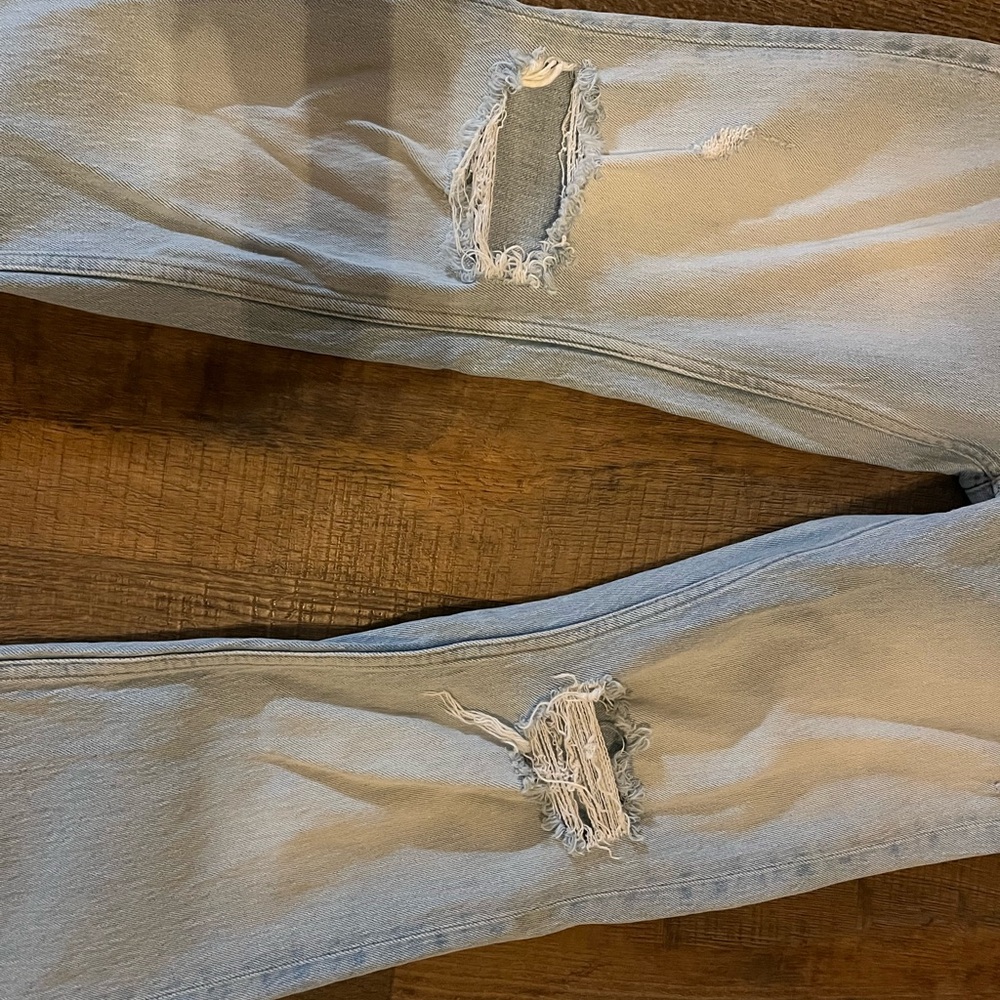 Light Blue Distressed Zara denim - Picture 4 of 12